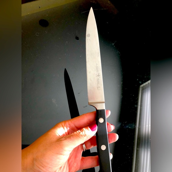 J.A. Henckels International CLASSIC 6" Utility Knife - Picture 1 of 4